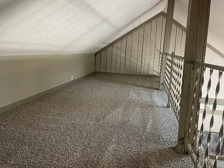 5211 River Rd — Photo 29