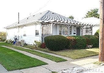 1st image of 75 Eldorado St