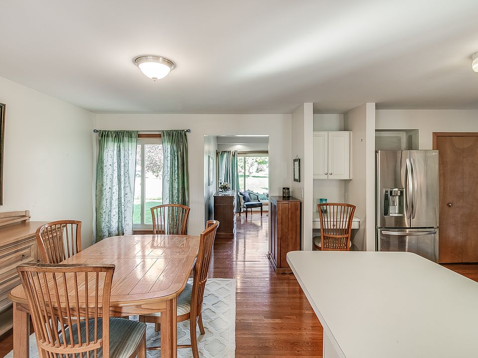 1st image of 27784 Western Golf Dr