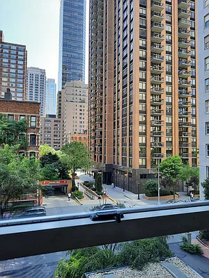 Rented by Bank Neary | media 23