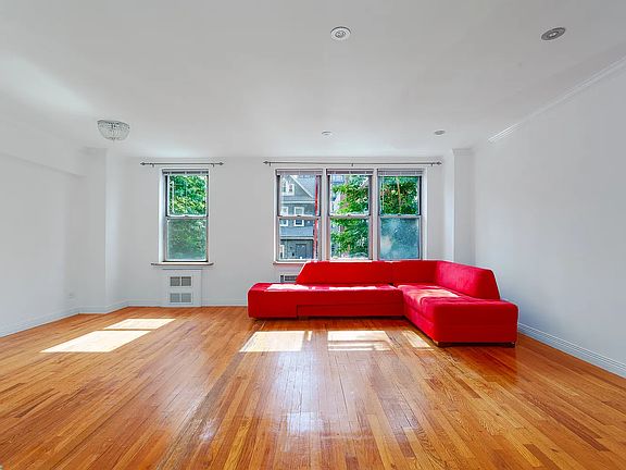 4th image of 495 E 7th St APT 2H