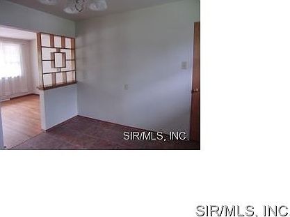 5th image of 3140 Davis Ave
