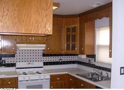 5th image of 4 Kennedy Ct #1