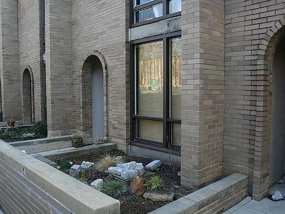 Front Entry Way