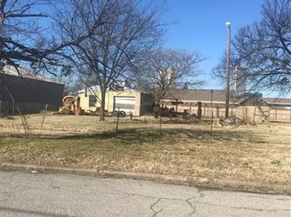 512 S Quaker Ave, Tulsa, OK 74120