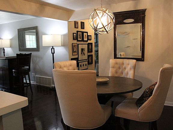 5th image of 100 Carriage Dr APT 5