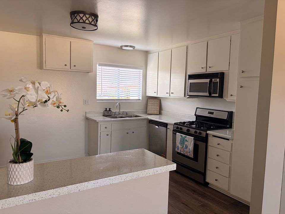 1st image of 51524 Heil Ave #2