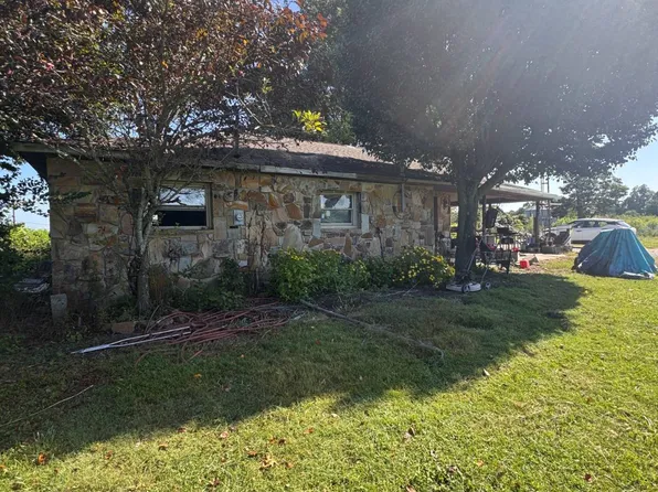 1368 Taylors Chapel Rd, Crossville, TN 38572