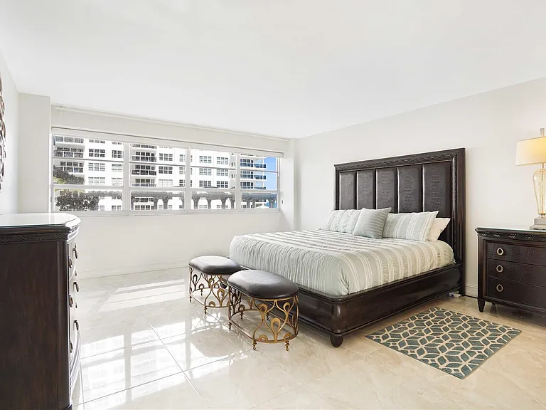 3430 Galt Ocean Dr #304 — Photo 11