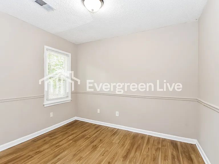 212 Braewick Rd — Photo 10