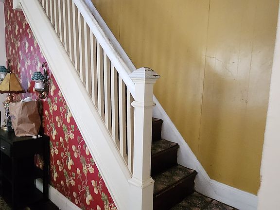 3rd image of 4228 Woodlea Ave