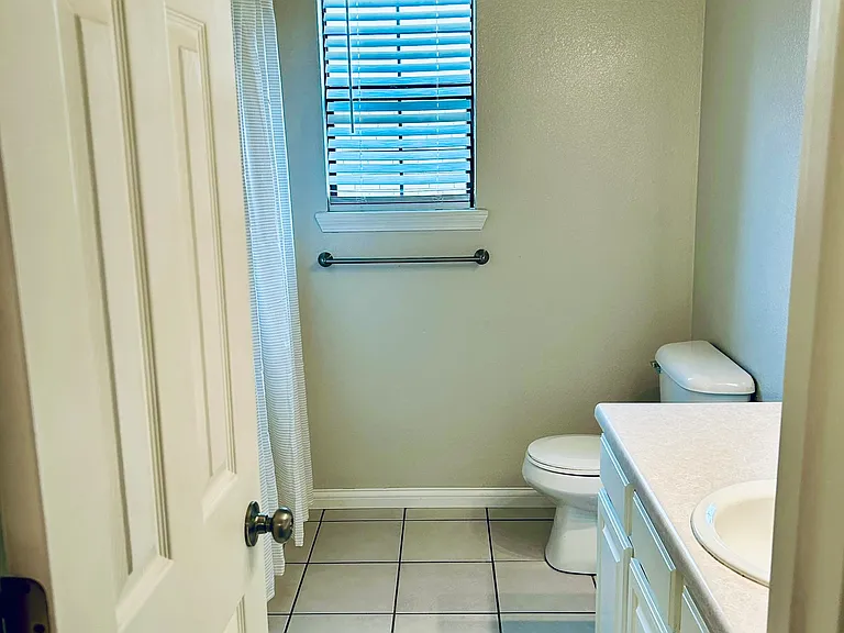 1546 N Plum Tree Dr — Photo 10