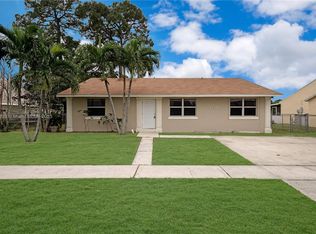 4239 Centurian Cir, Greenacres, FL 33463
