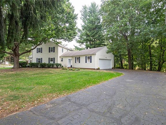 3rd image of 3046 Chautauqua Dr