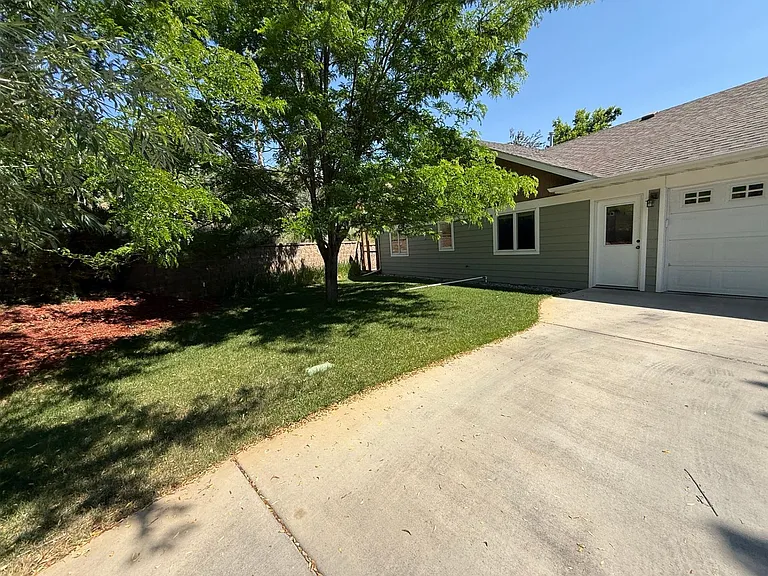 230 River Pl — Photo 59