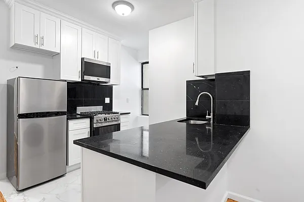 Rented by Living New York | media 5