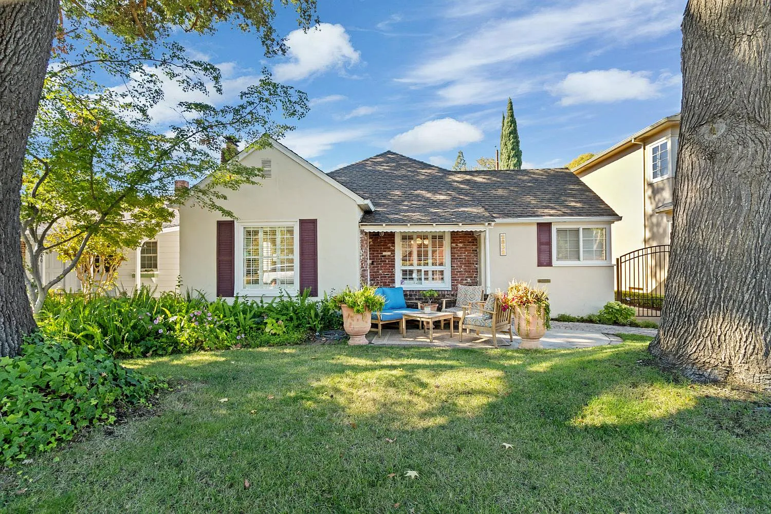 2832 Marty Way photo 1
