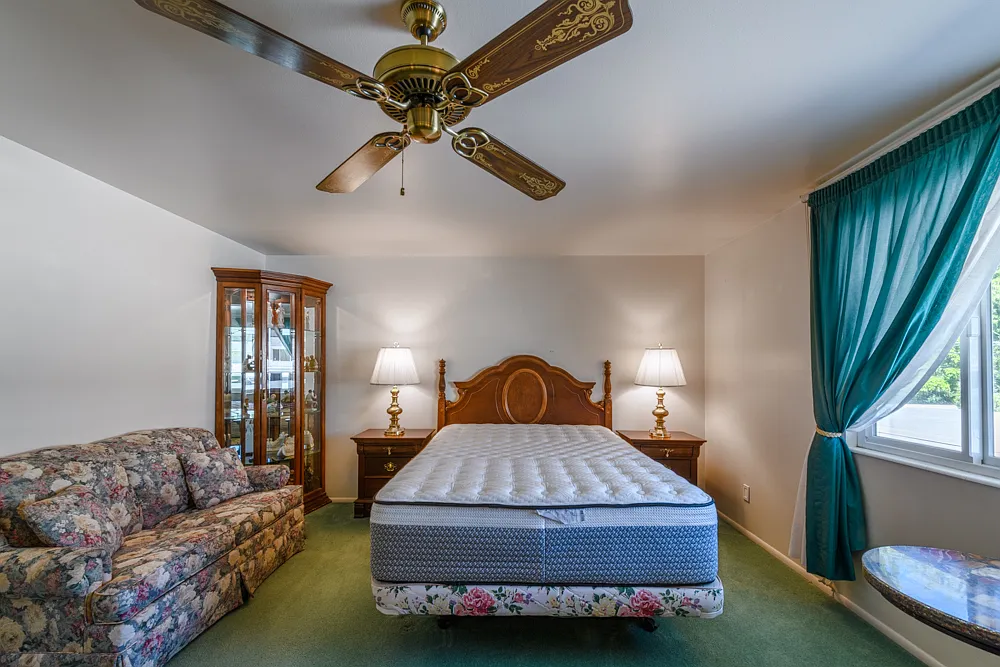 1 bed, 300 sqft, $800 — Photo 4