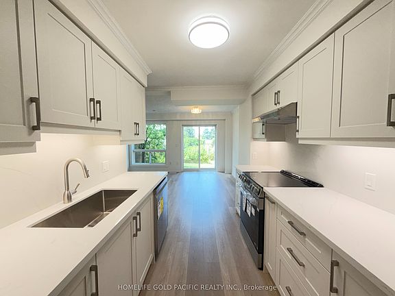 5th image of 81 Northern Heights Dr #4A