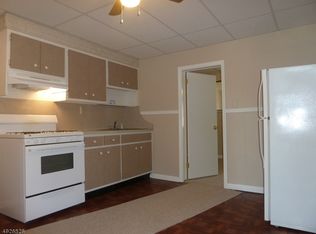 39D Wall St, Oxford, NJ 07863