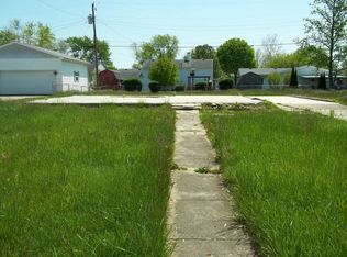 909 N Hampton Blvd, Shelbyville, IN 46176