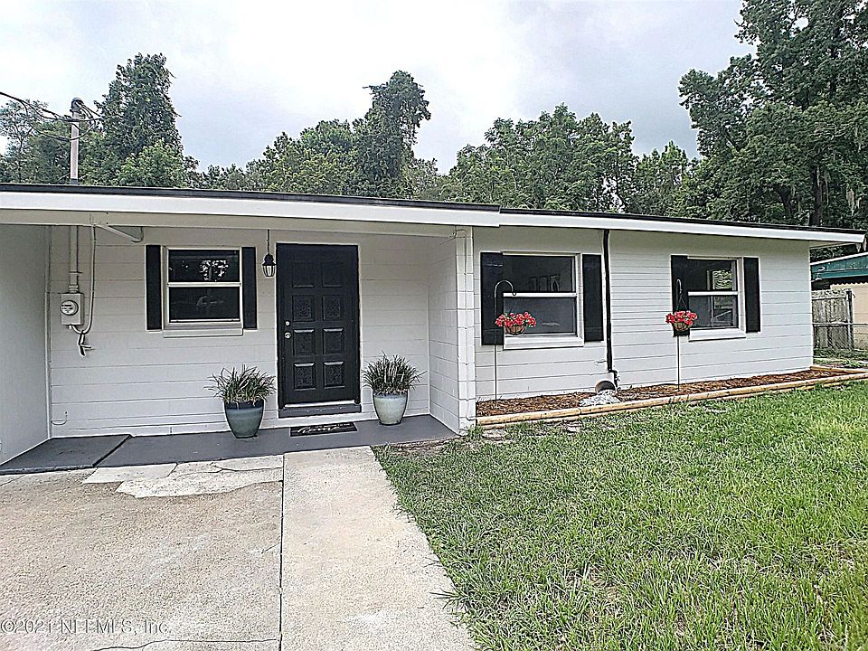 1st image of 2819 Parr Ct E #25