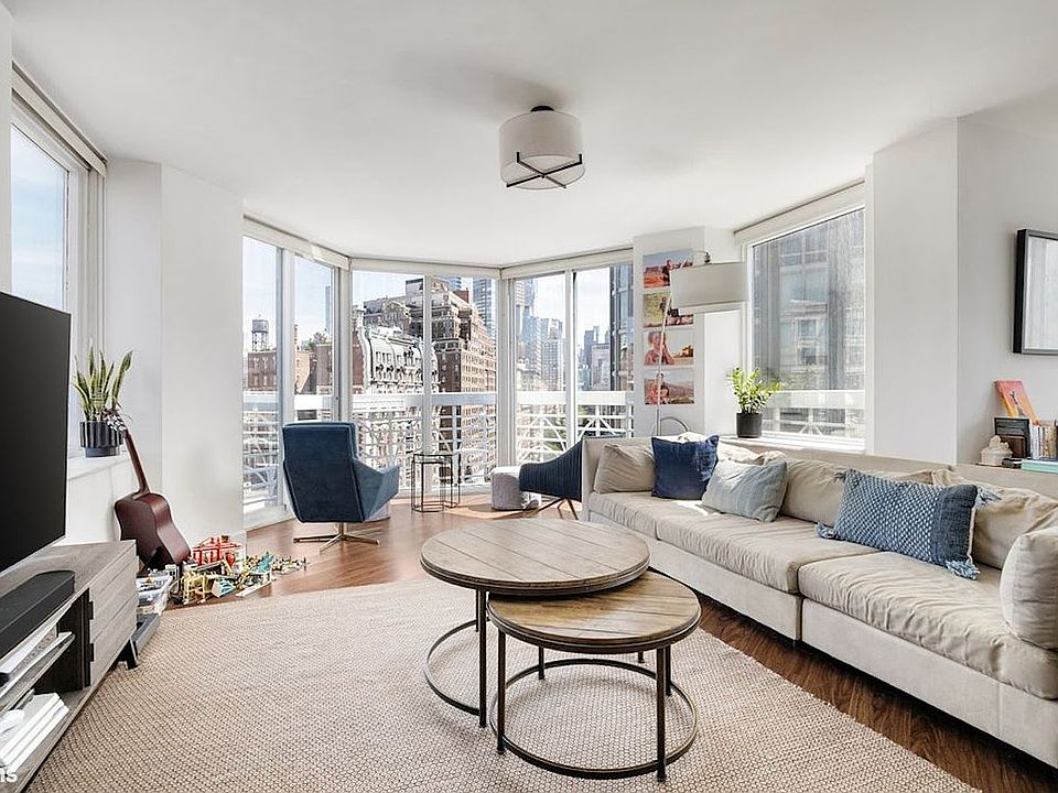 1st image of 201 W 72nd St APT 12A