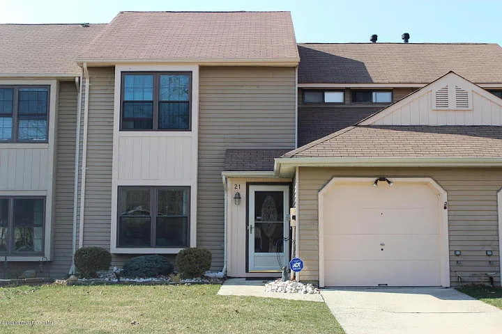 21 Heyward Ct photo 1