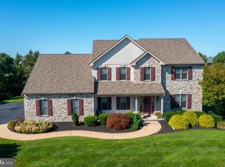 2688 Huntfield Dr, York, PA