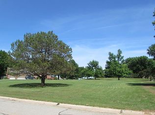 74 Stoneridge Rd, Ponca City, OK 74604