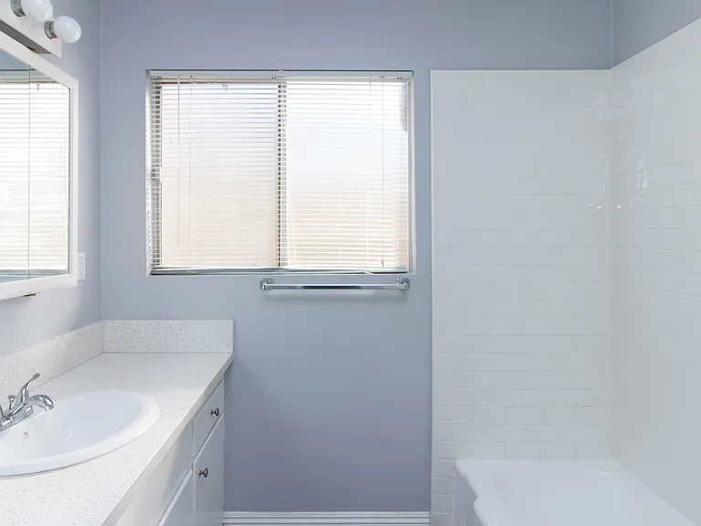 3601 E Vermont St #1 — Photo 14