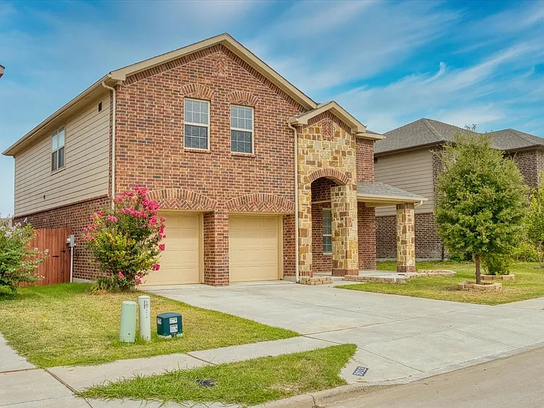 3012 Whitetail Chase Dr — Photo 2
