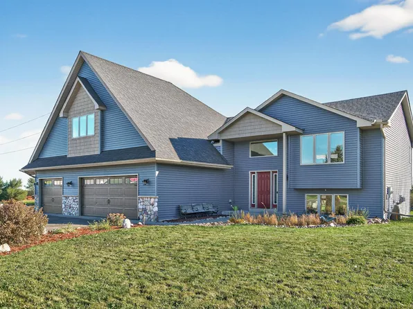 5279 200th St N, Forest Lake, MN 55025