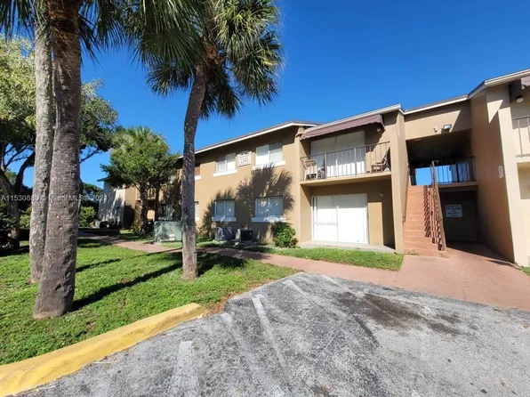 1141 Lake Victoria Dr APT A, Royal Palm Beach, FL 33411