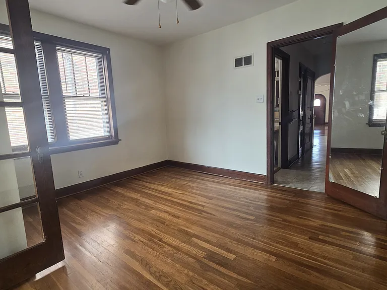 3529 Lawn Ave #3529 — Photo 8