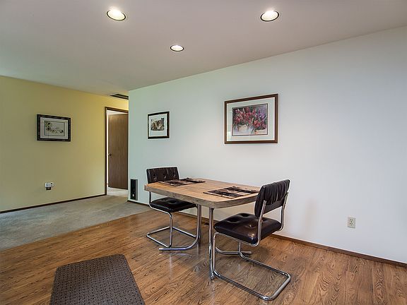 5th image of 13626 439th Ave SE