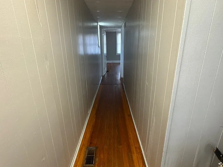 612 Berry St — Photo 13