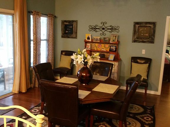5th image of 709 N Edenbridge Way