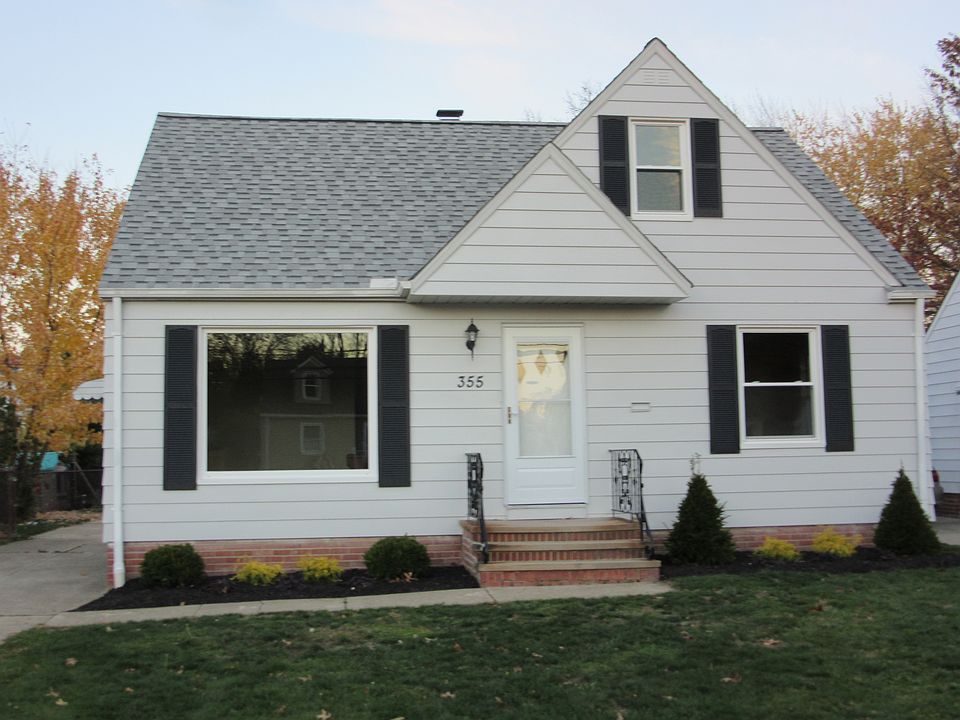 1st image of 355 E 288th St