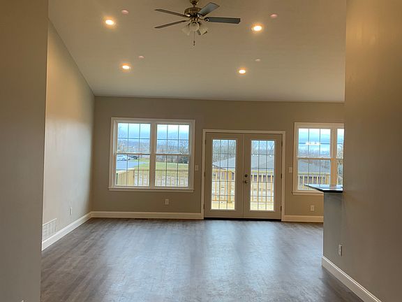 4th image of 115 Grandview Dr