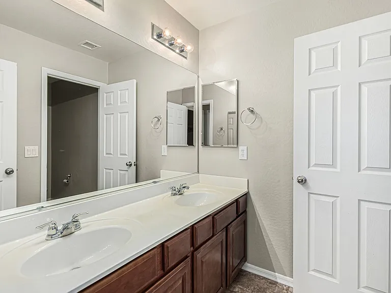 27511 N 54th Ln — Photo 24