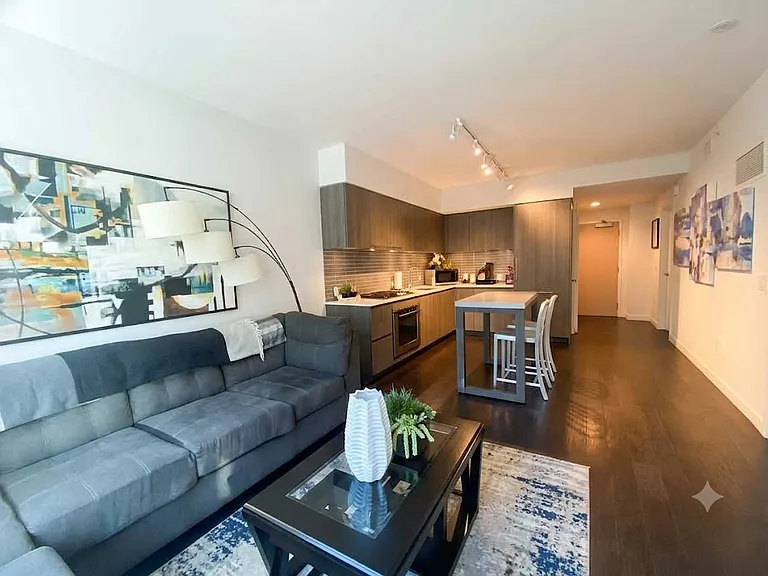 110 Channel St #217 — Photo 8