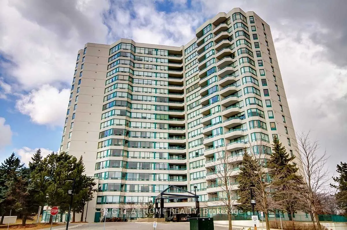 2 bed, $3,200 — Photo 1