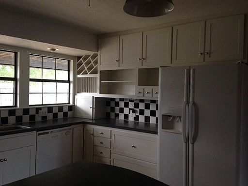 3rd image of 1606 NW Black Mesa Dr