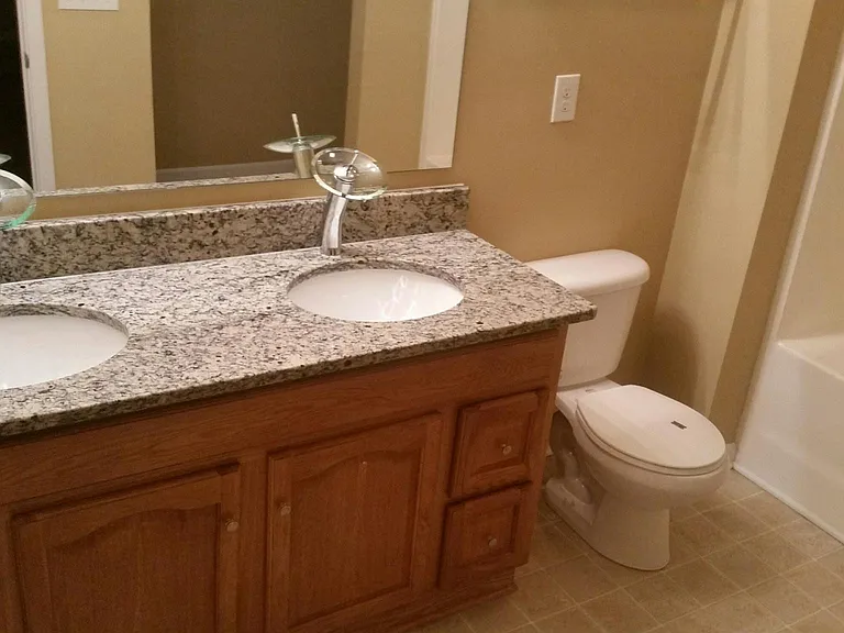 15713 Lakepoint Forest Dr — Photo 39