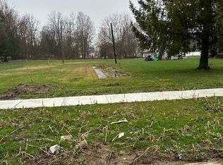 226 Strong St, Reading, MI 49274