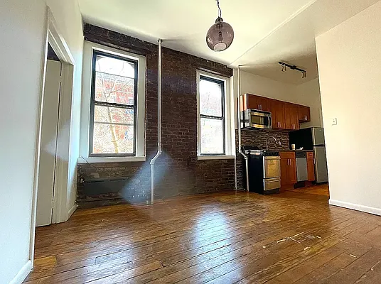 Rented by The Downtown LLC | media 15