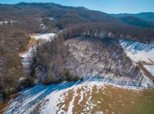 196 Treadway Dr, Johnson City, TN 37601