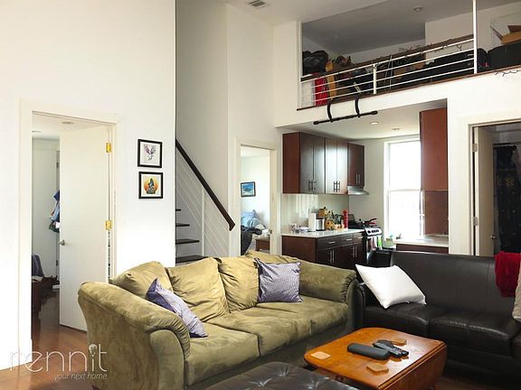 2nd image of 22 Harrison Pl APT 3A