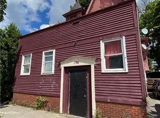 796 Dewey Ave, Rochester, NY 14613